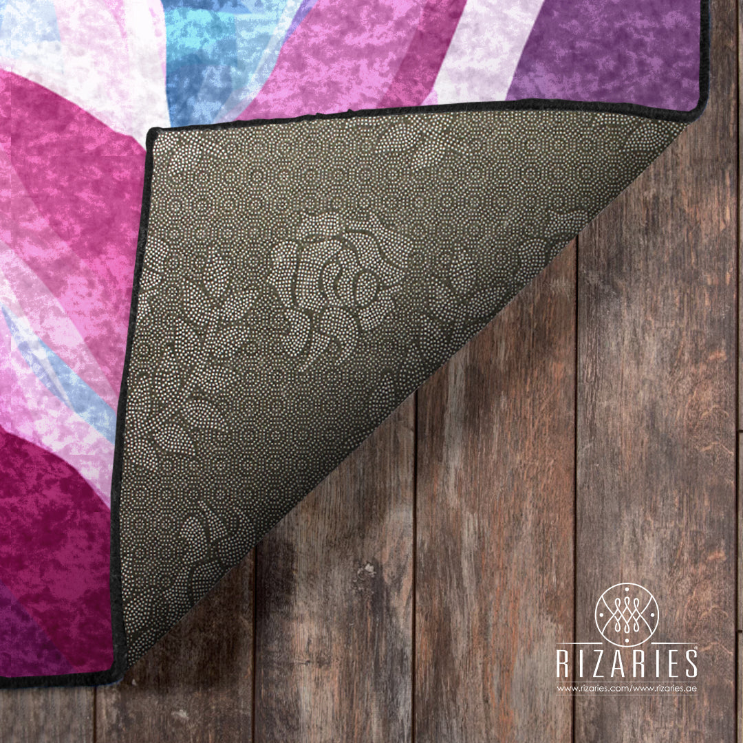 Shades of Pink Centerpiece (Rug)