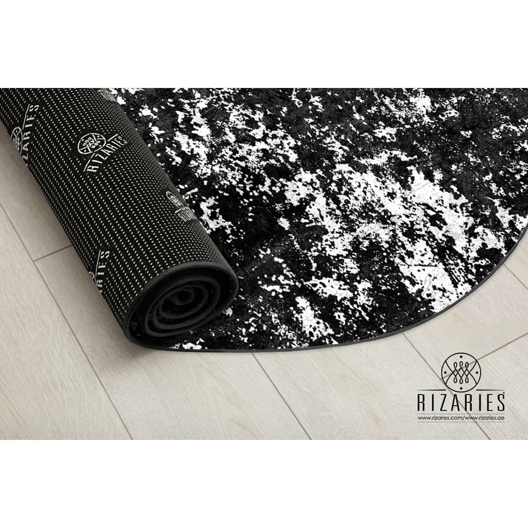 Black White Abstract Round Centerpiece (Rug)