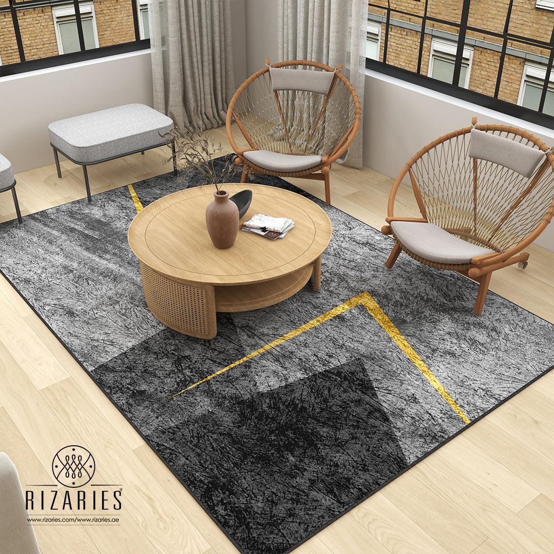 Shades of Grey Traingle Centerpiece (Rug)