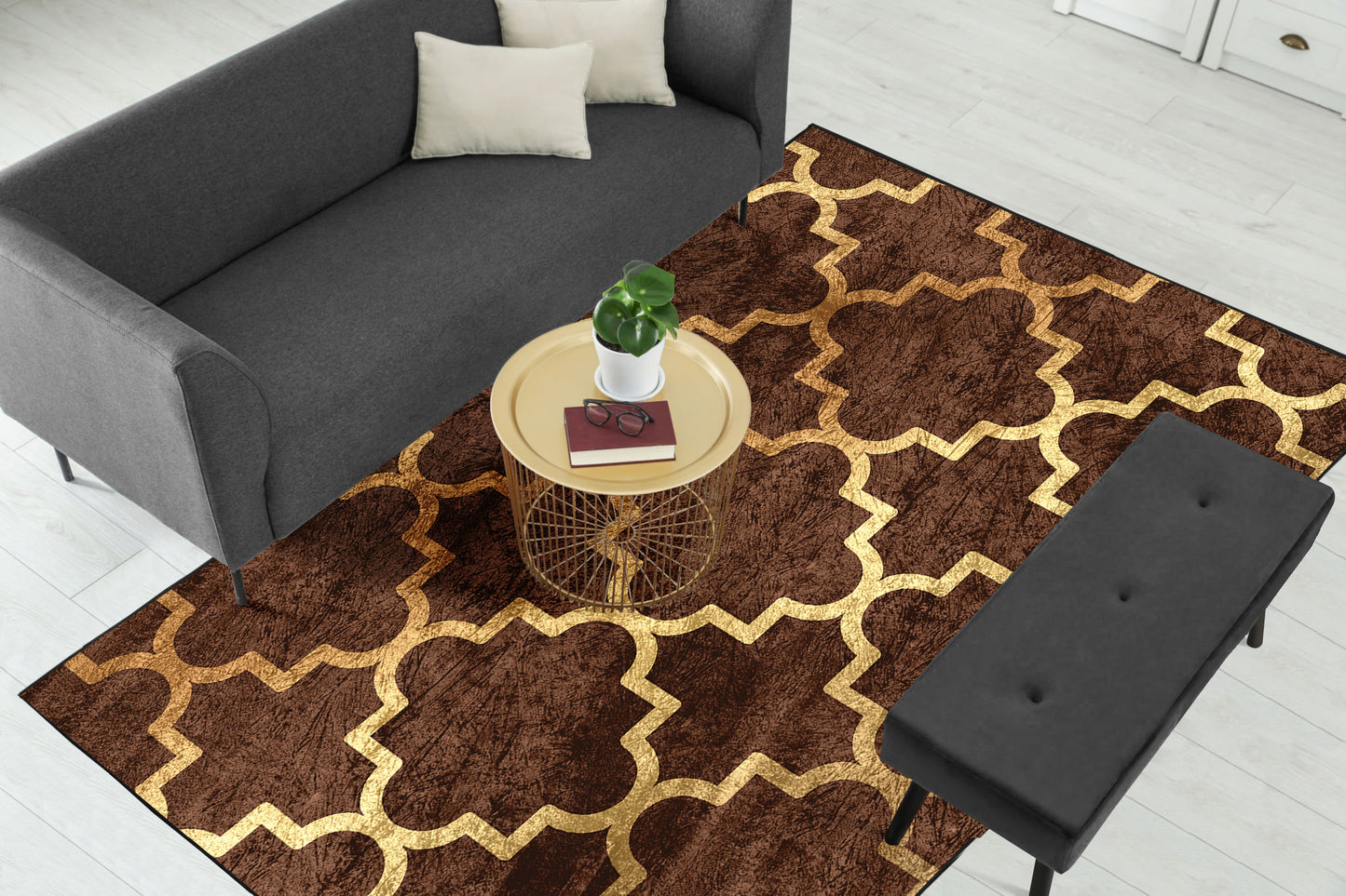 Brown Quatrefoil Centerpiece (Rug)