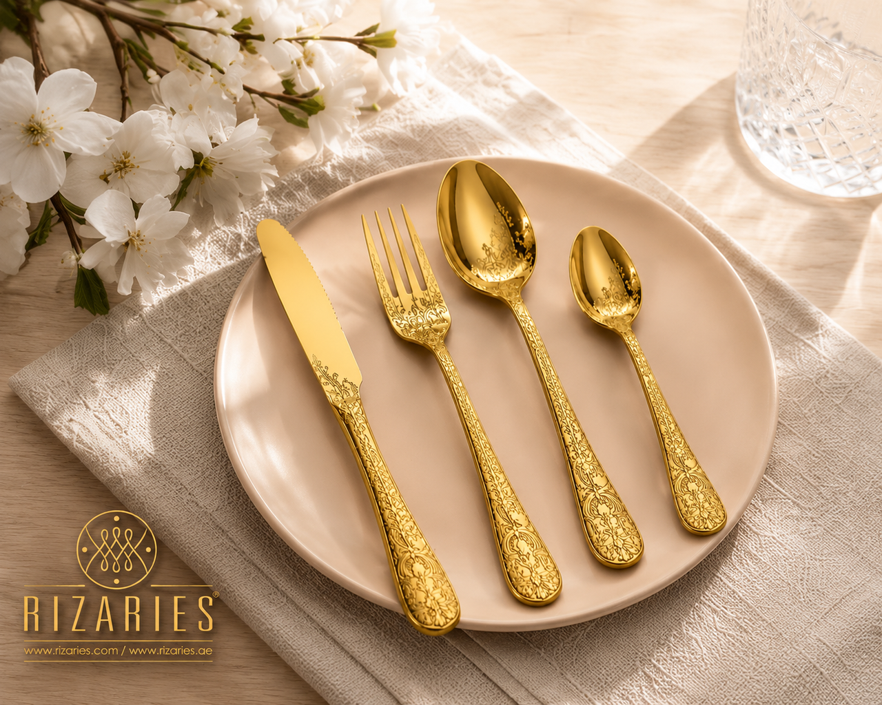 Flower Carving Full Gold Cutlery Set