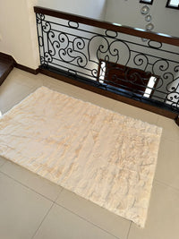SuperSoft Cloud Stone Fur Centerpiece (Rug)