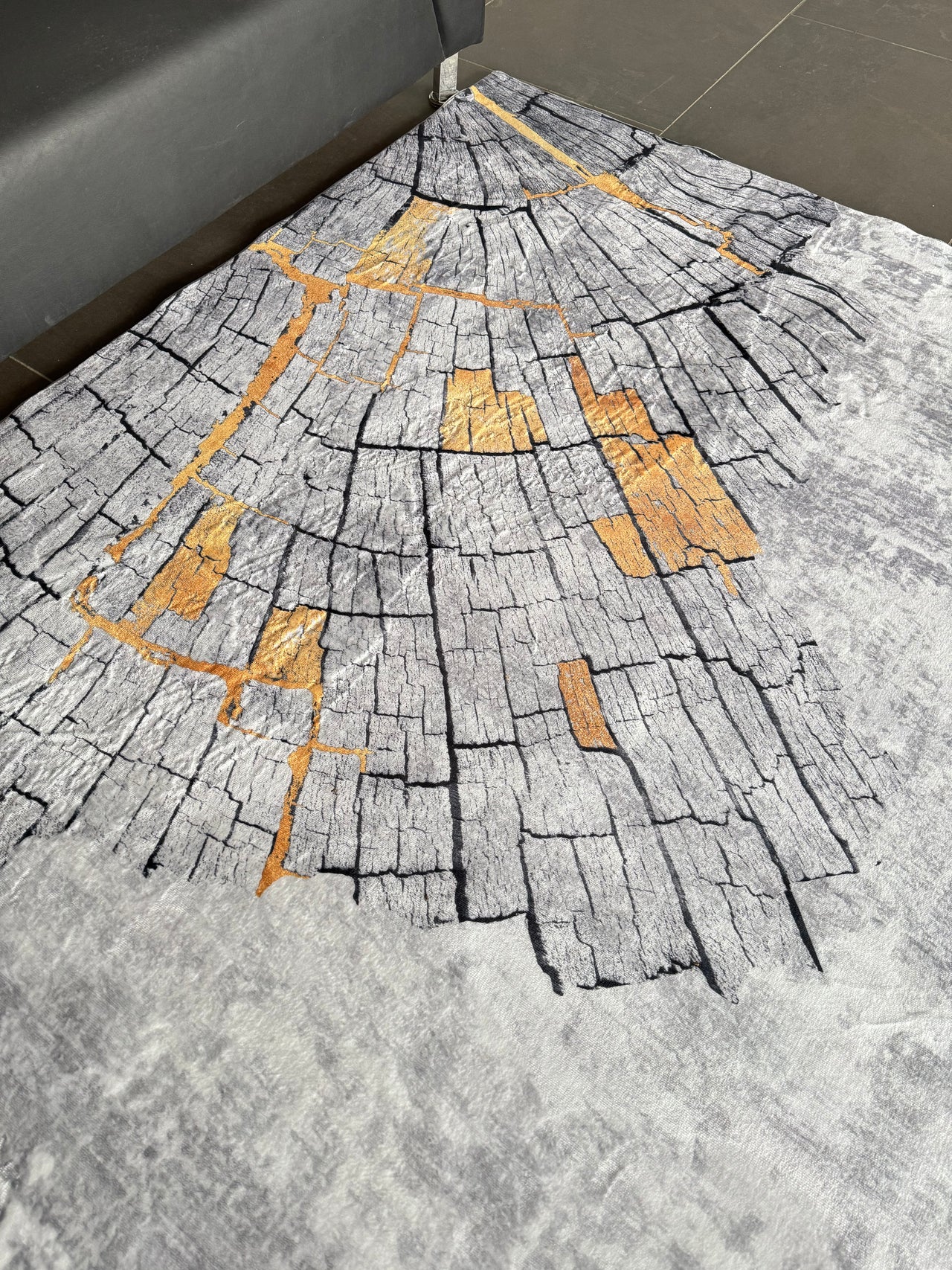 Supersoft Spider Web Luxury Centerpiece (Rug) (CLEARANCE SALE)