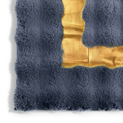 SuperSoft Box Style Fur with Gold Centerpiece (Rug)