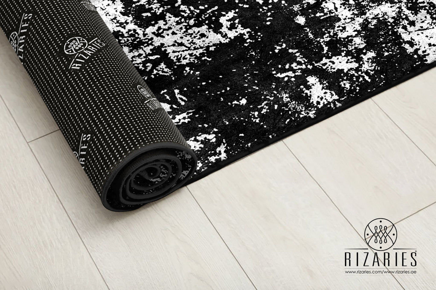 Black White Abstract Centerpiece (Rug)