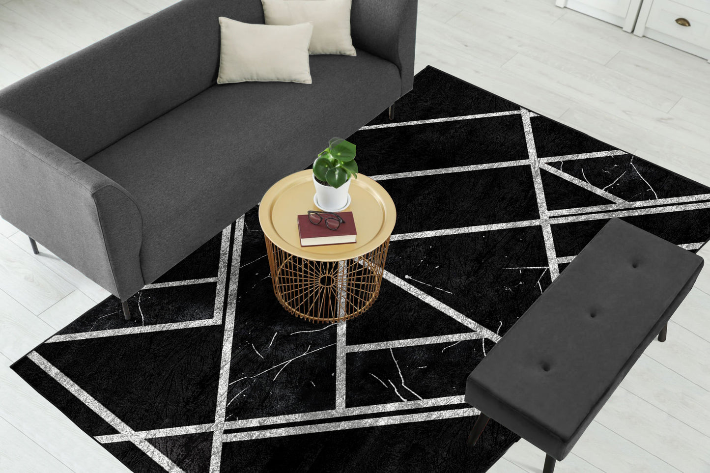 Black Silver Geometric Centerpiece (Rug)