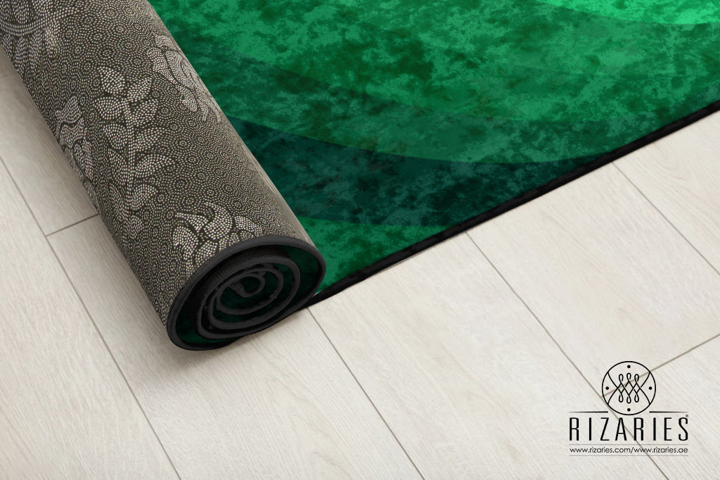 Shades of Green Centerpiece (Rug)