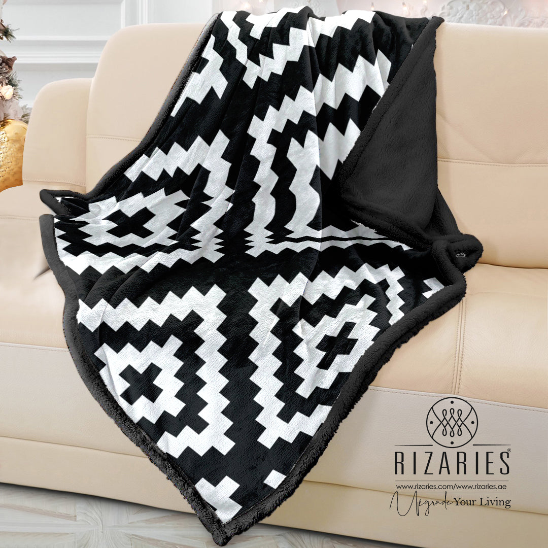 Soft Black White Geometric Sofa Blanket Throw