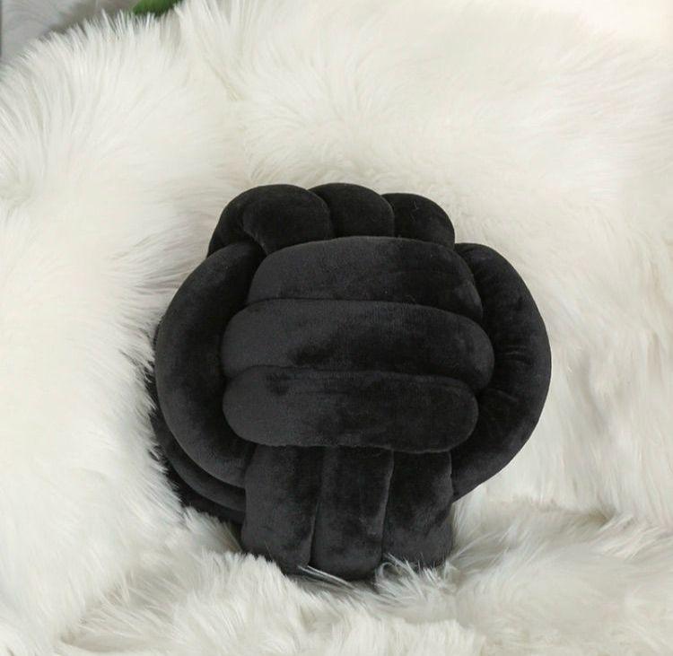 Soft Small Knotted Cushion 23 cm