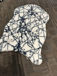 SuperSoft Lines Pattern Skin Imitation Fur Skin/Rug