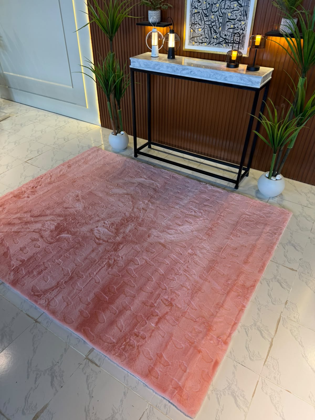 SuperSoft Cloud Stone Fur Centerpiece (Rug)