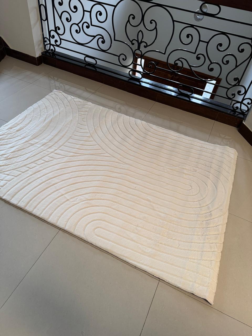 Luxe Curve Soft Rug