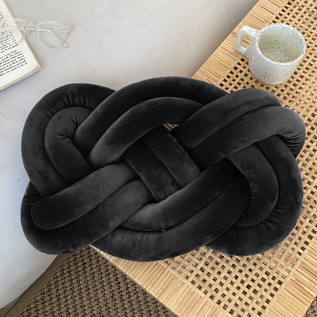 Soft Big Knotted Cushion 30x45 CM