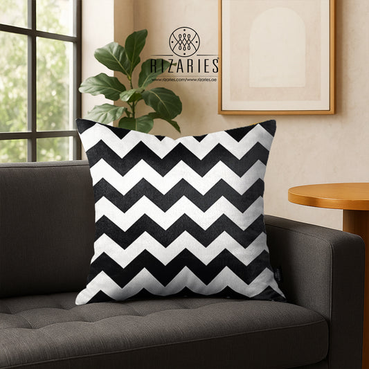 SuperSoft Black And White ZIG-ZAG
