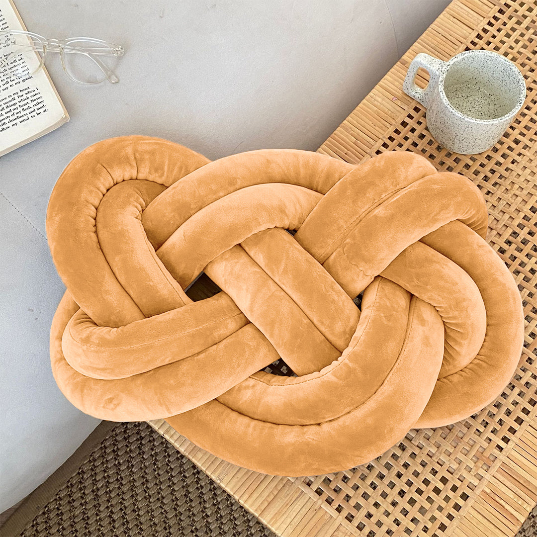 Soft Big Knotted Cushion 30x45 CM