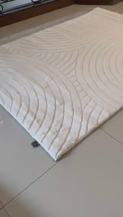 Luxe Curve Soft Rug