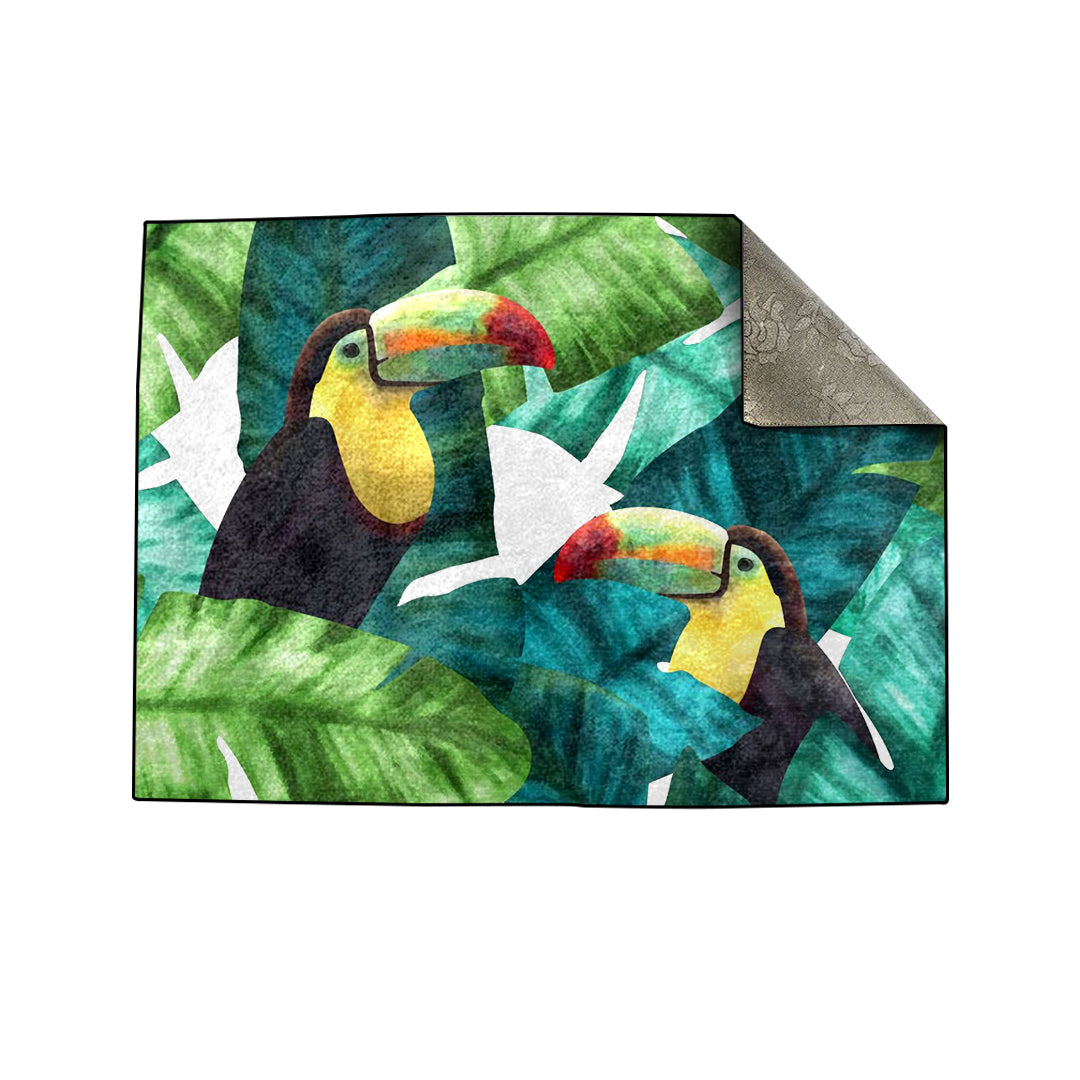 Tropical Parrot Centerpiece (Rug)