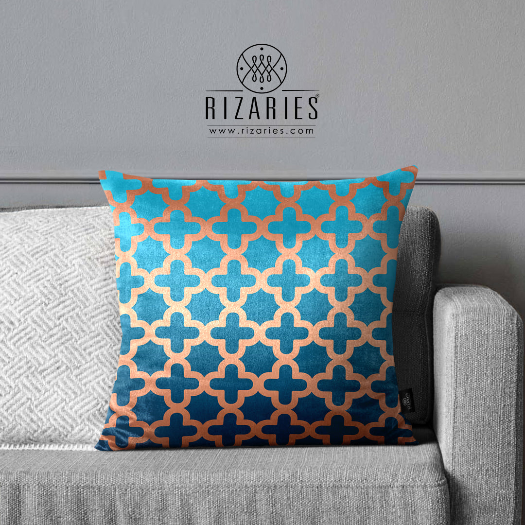 SuperSoft Teal Quatrefoil Pattern Throw Pillow