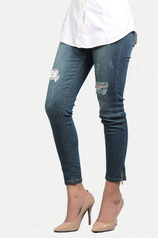 Zipped Mid Rise Skinny Denim Jeans