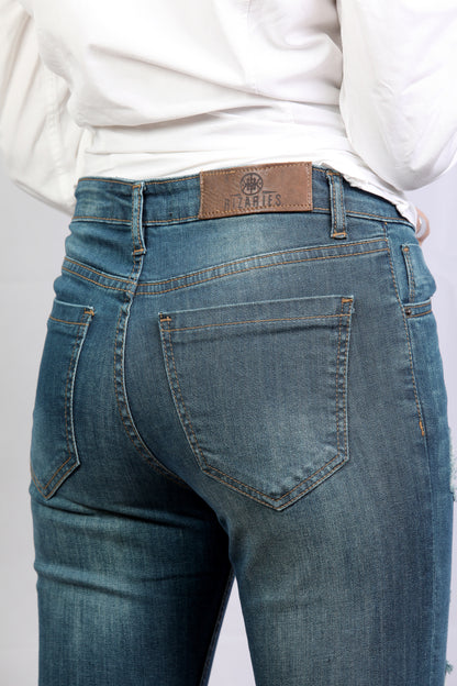 Zipped Mid Rise Skinny Denim Jeans