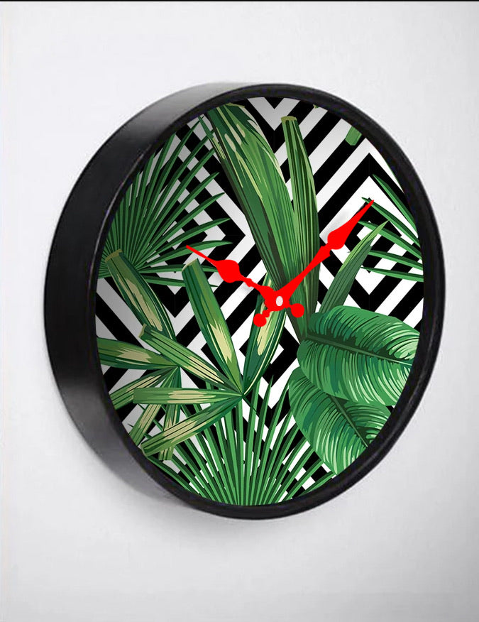 Tropical Geometric Wall Clock